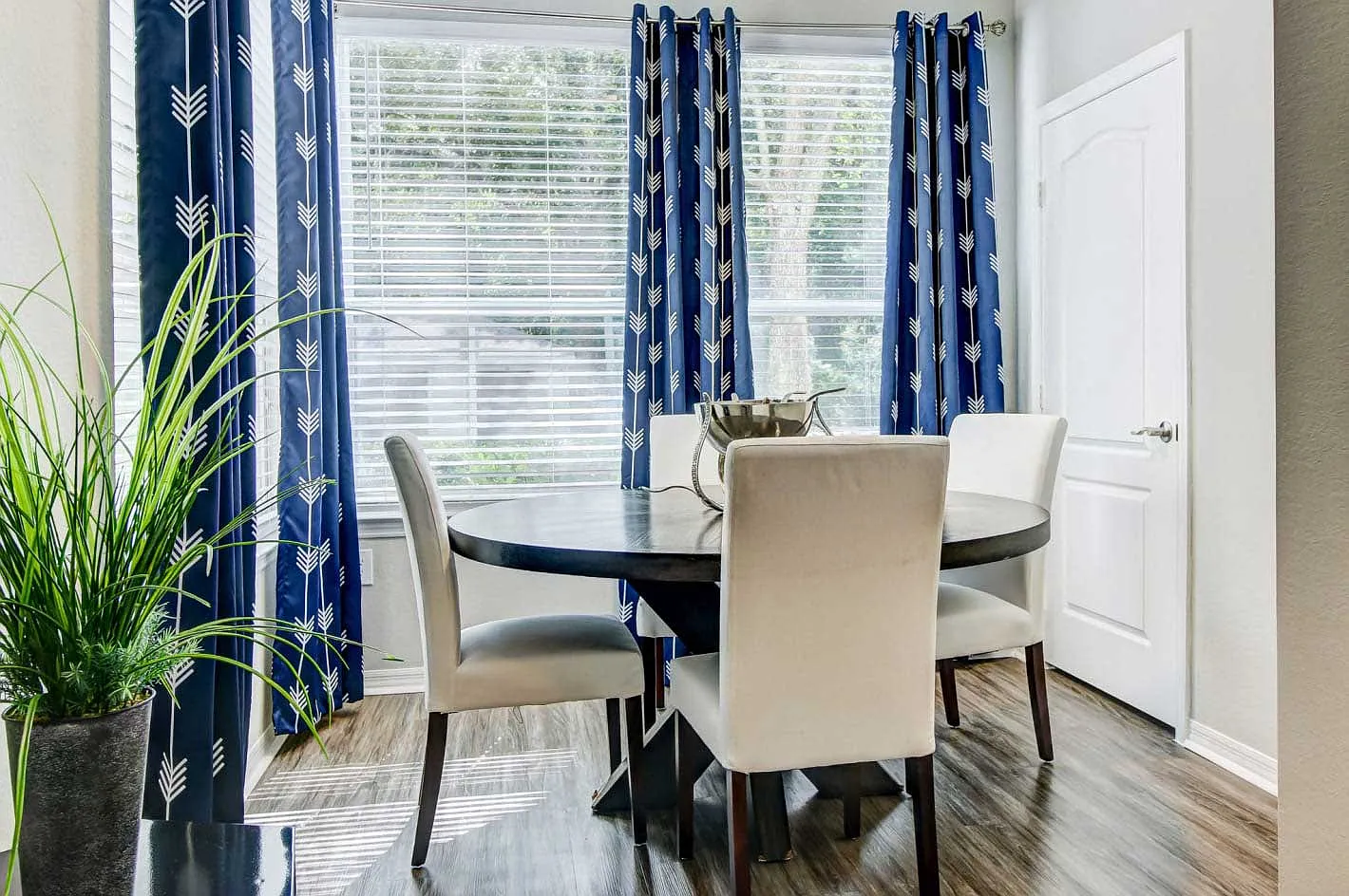 Tuscany Bay Apartments — Photo 4