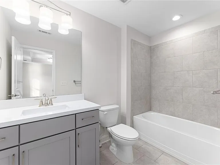 1394 Doublegate Dr — Photo 27