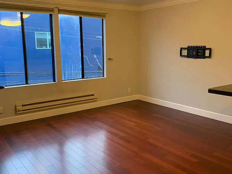41 Woodward St #41 — Photo 13