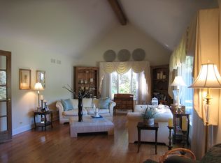 7S661 Olesen Dr, Naperville, IL