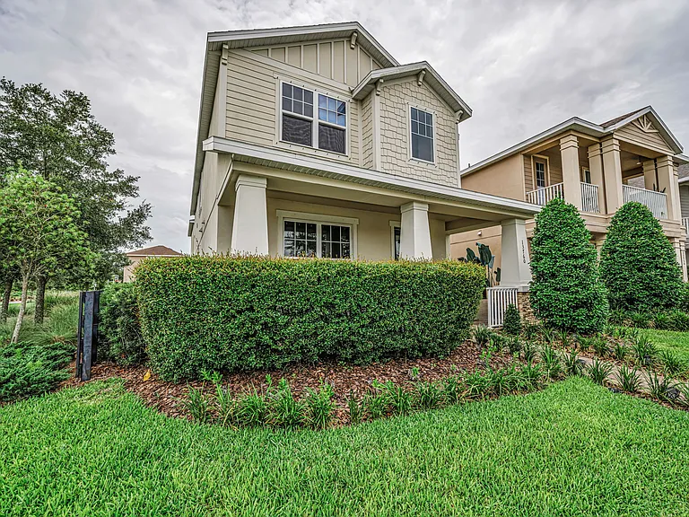 3-web-or-mls-Front Exterior 3SSR_06112026