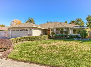 1890 Filmore Dr, Medford, OR 97504