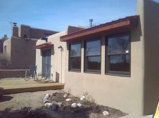 1605 Salvador Pl, Santa Fe, NM 87501