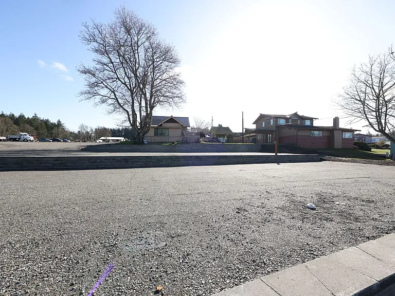 Wagon Wheel Mobile Home Park - 2920 Heller Rd — Photo 3