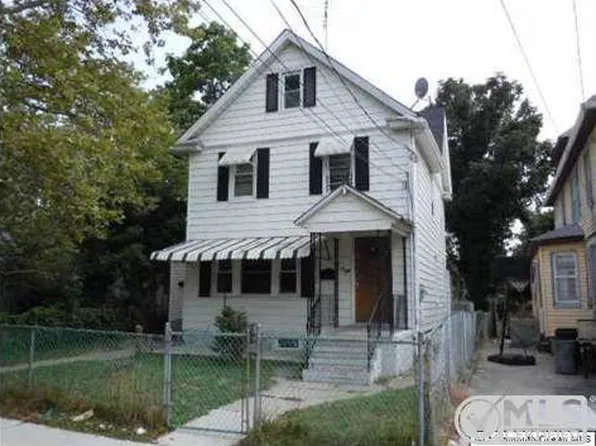 1206 1/2 Monroe Ave, Asbury Park, NJ 07712