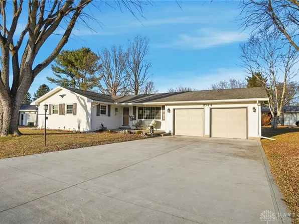1044 Whitestone Rd, Xenia, OH 45385