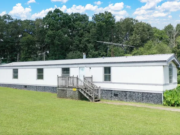 912 Chapel Rd, Tullahoma, TN 37388