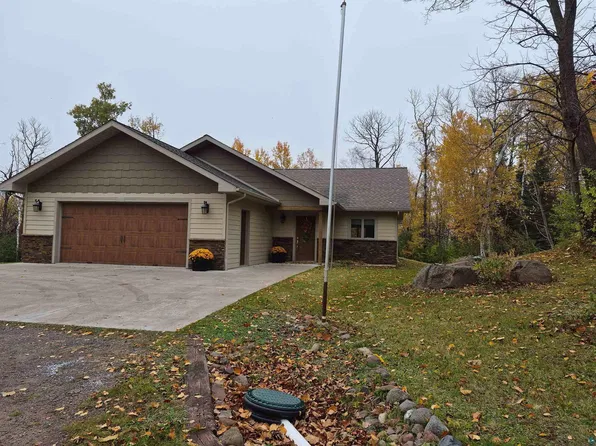 3211 Norton Rd, Duluth, MN 55803