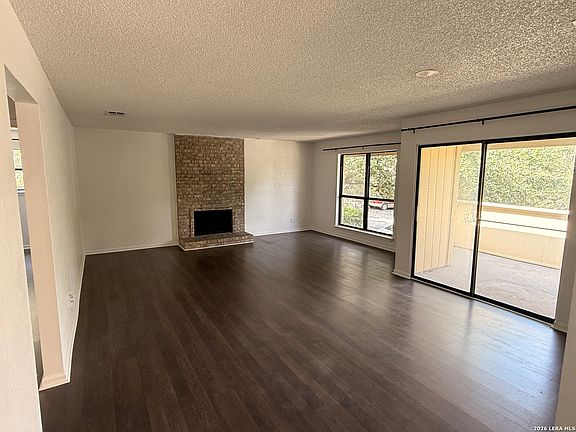3rd image of 11843 BRAESVIEW #108