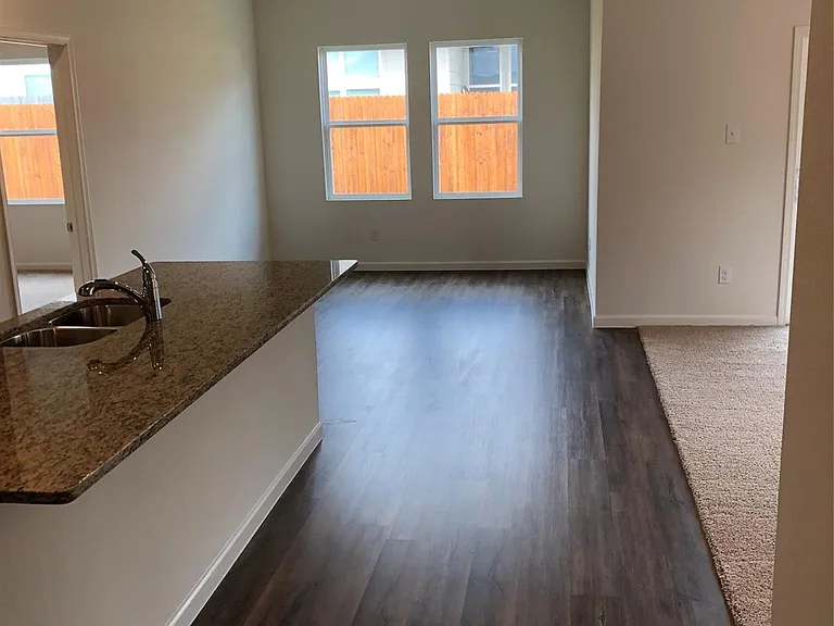 6521 Trident Ct — Photo 9
