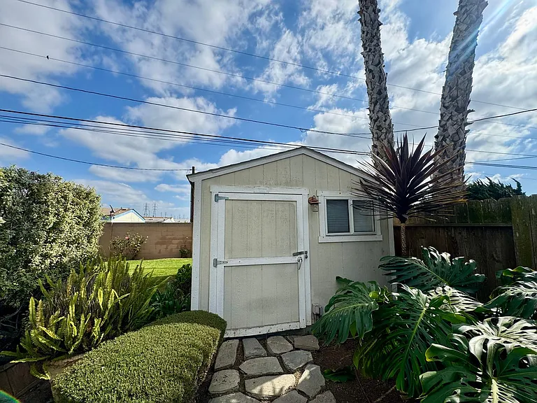 19282 Salmon Ln — Photo 15