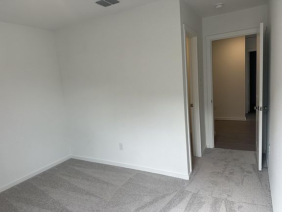 5th image of 1853 Ventasso Blvd