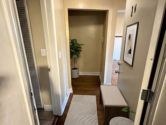 5th image of 200 N Kenneth Ave #202-1N