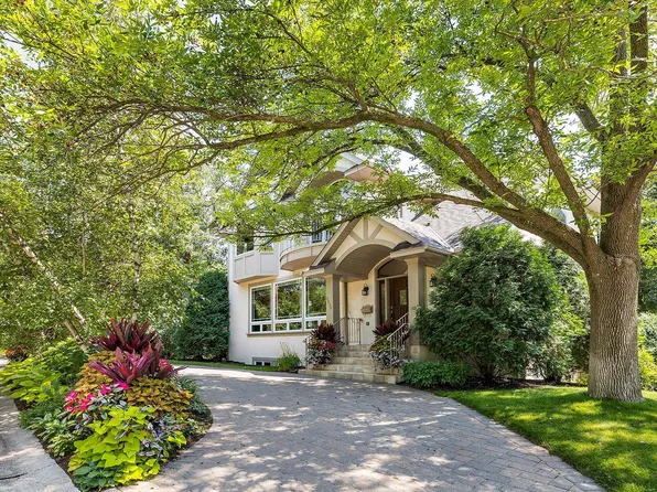 2828 Burnham Blvd, Minneapolis, MN 55416