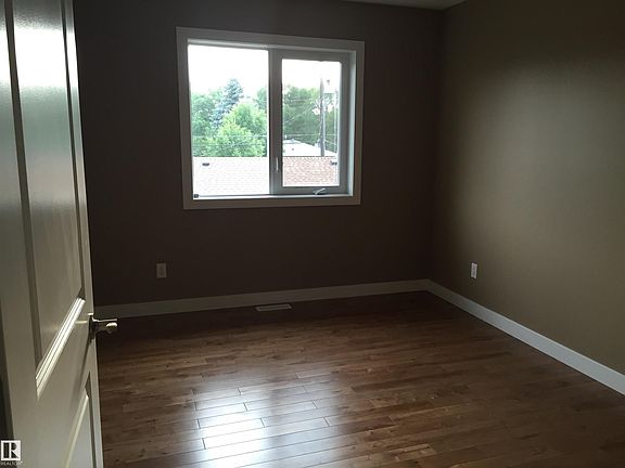 5th image of 12224 88th St NW