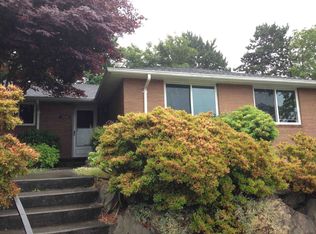 7048 43rd Ave NE, Seattle, WA 98115