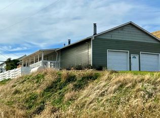 26 Front St, Stockett, MT 59480