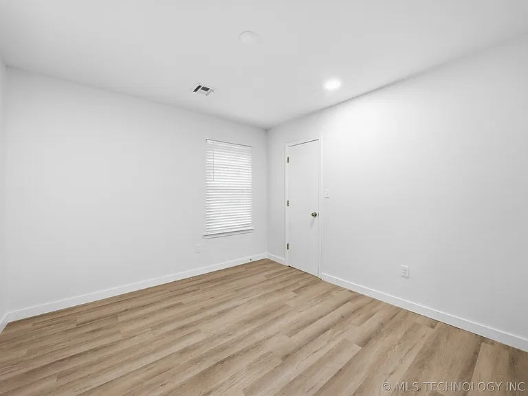 6360 S 29th West Pl — Photo 16