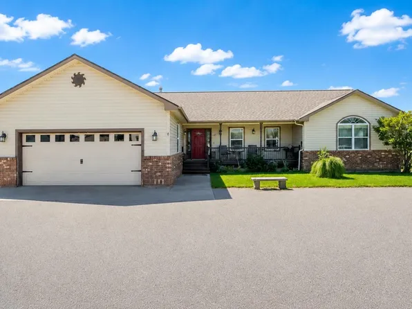 8715 W Antler Rd, Deer Park, WA 99006