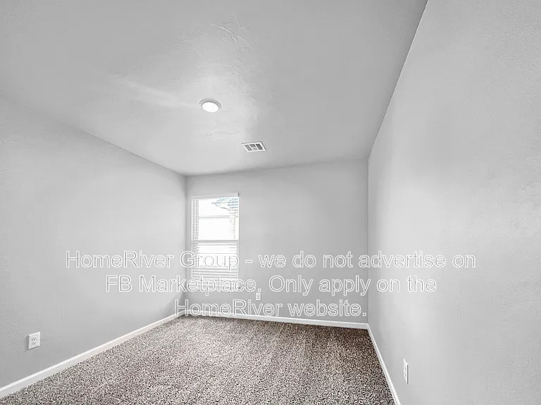 9328 NW 126th St — Photo 11