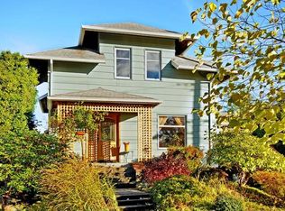 4308 Sunnyside Ave N, Seattle, WA 98103