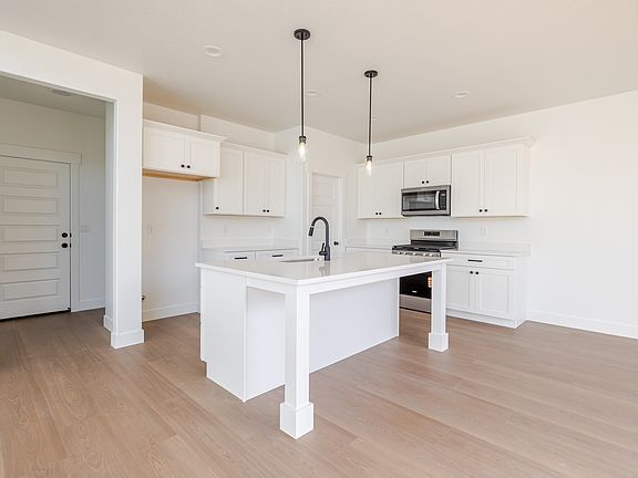5th image of 2719 N Blue Dawn Ln #2239