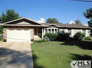 3728 S Sheridan Rd, Muskegon, MI 49444