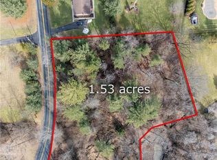 5083 Camp Meeting Rd, Center Valley, PA 18034