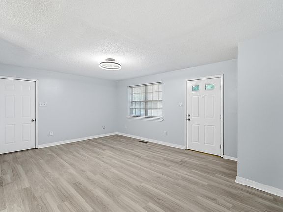 2nd image of 506 Ann Ave