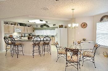 4th image of 6407 Liberty Ct
