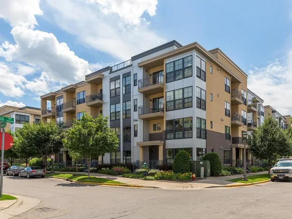 2566 Ellis Ave APT 303, Saint Paul, MN 55114
