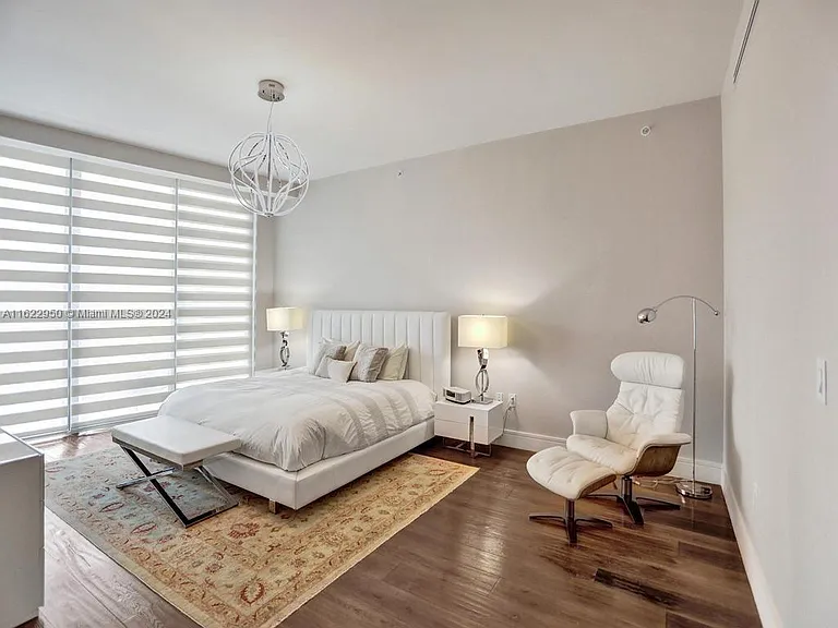 3250 NE 188th St #207 — Photo 33