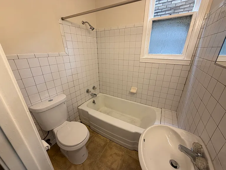 271 Grote St #1 — Photo 8