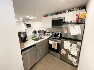 24 Phillips St #1CP, Boston, MA 02114