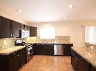 554 E Savannah St, Vail, AZ 85641