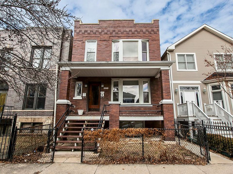 1st image of 1940 W Oakdale Ave #G