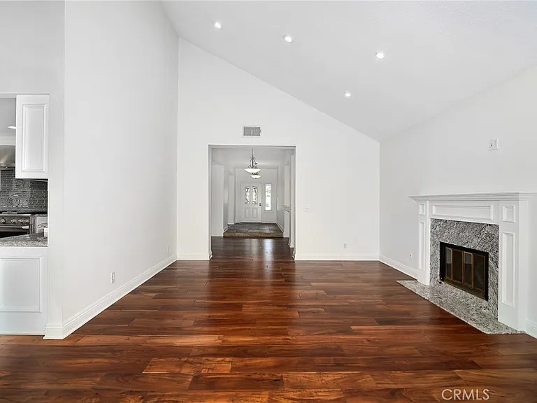 9618 Kentland Ave — Photo 9