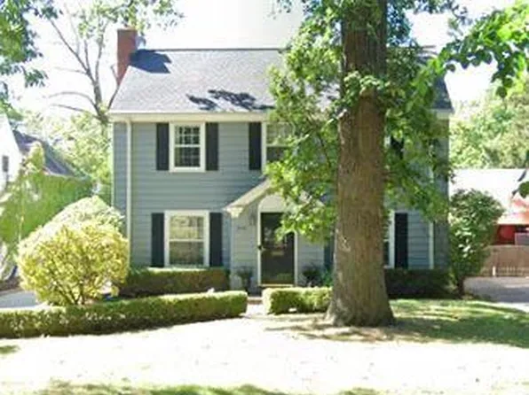 6141 North Bay Ridge AVENUE, Whitefish Bay, WI 53217