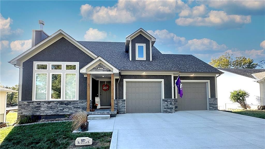 612 N Spruce St, Ottawa, KS 66067 MLS 2459357 Zillow