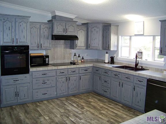 4th image of 29887 Leach Ln