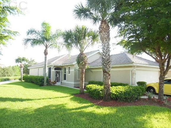3rd image of 8499 Langshire Way