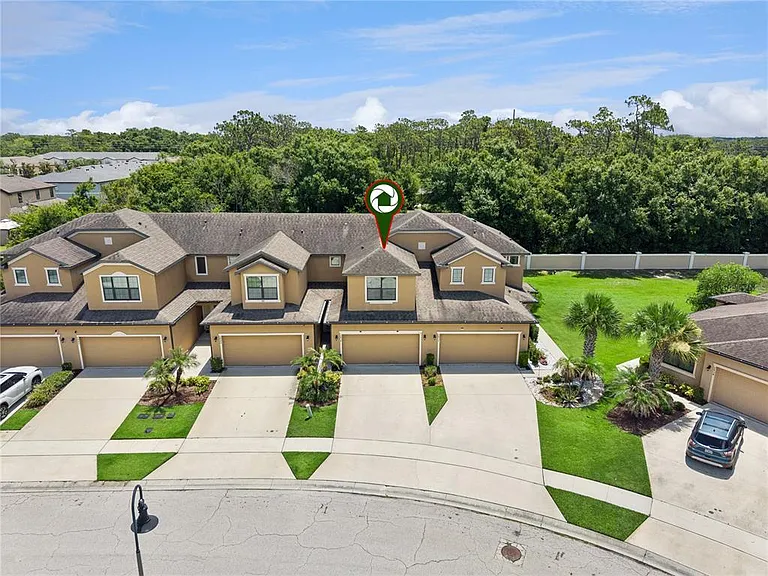 2438 Seven Oaks Dr — Photo 44