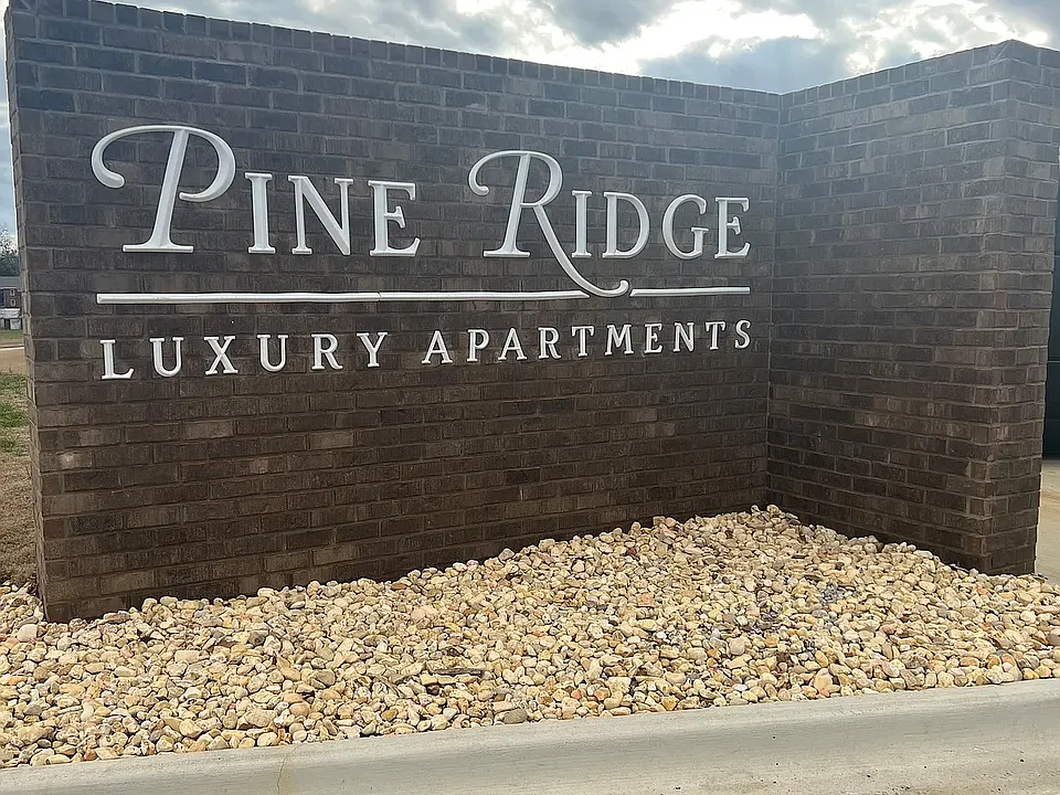 Pine Ridge Luxury Apartments
