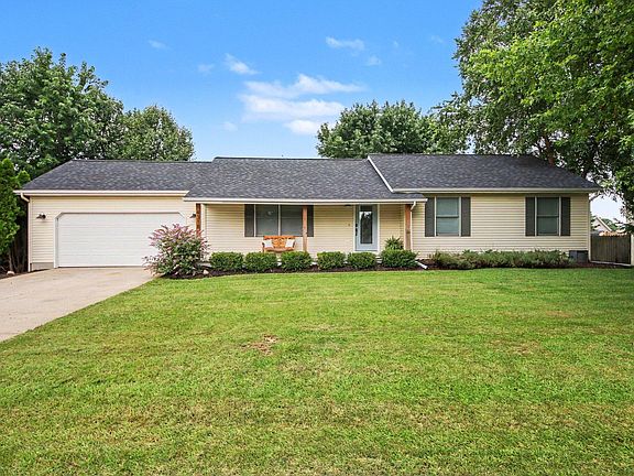 2nd image of 4318 Saturn Dr
