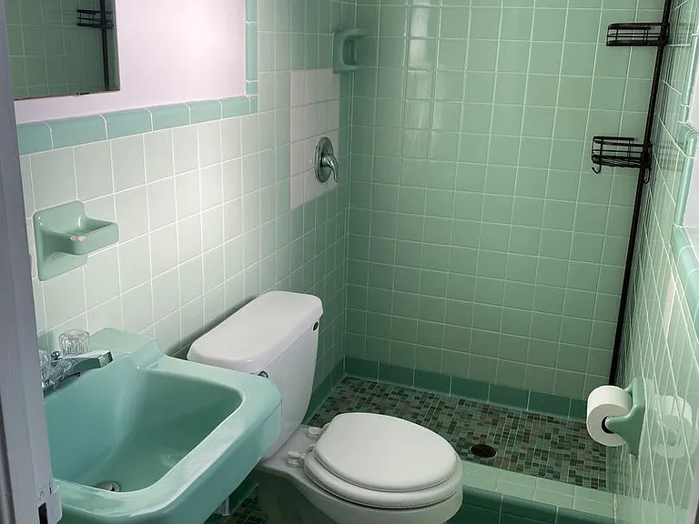 1401 E Crooked Lake Dr — Photo 17
