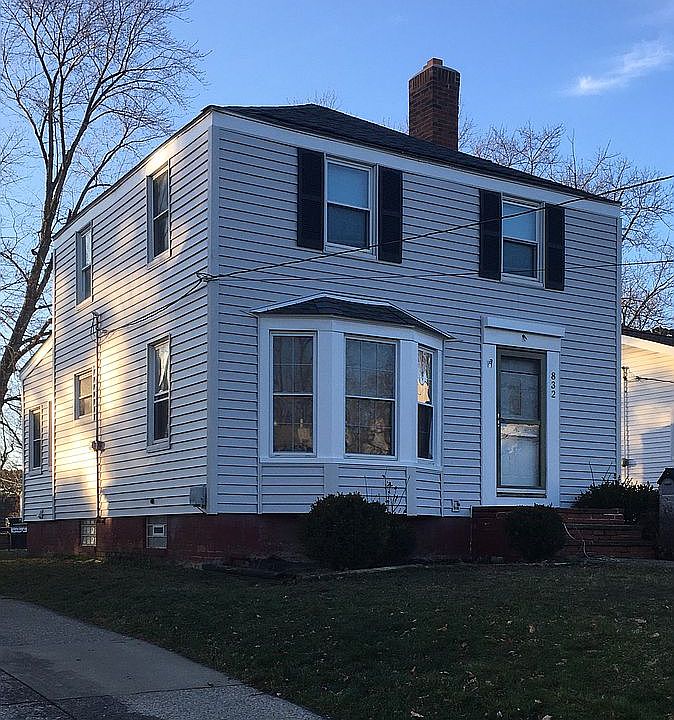 1st image of 832 Lincoln Blvd