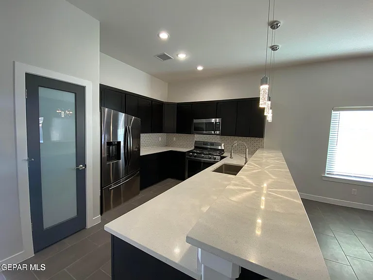 14529 Petralia Ave — Photo 7