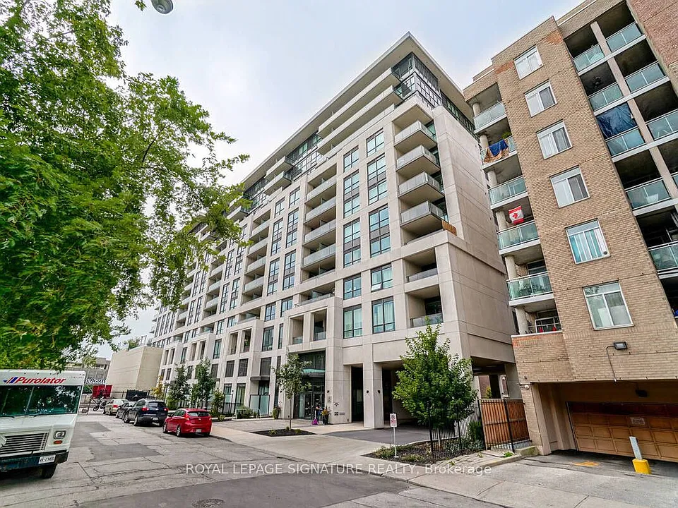 8 Trent Ave #321