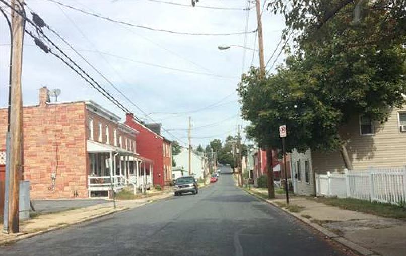 2nd image of 759 Union St