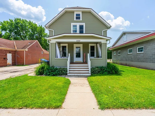 222 E Center St, Juneau, WI 53039